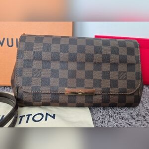 Louis Vuitton Favorite MM Damier Ebene